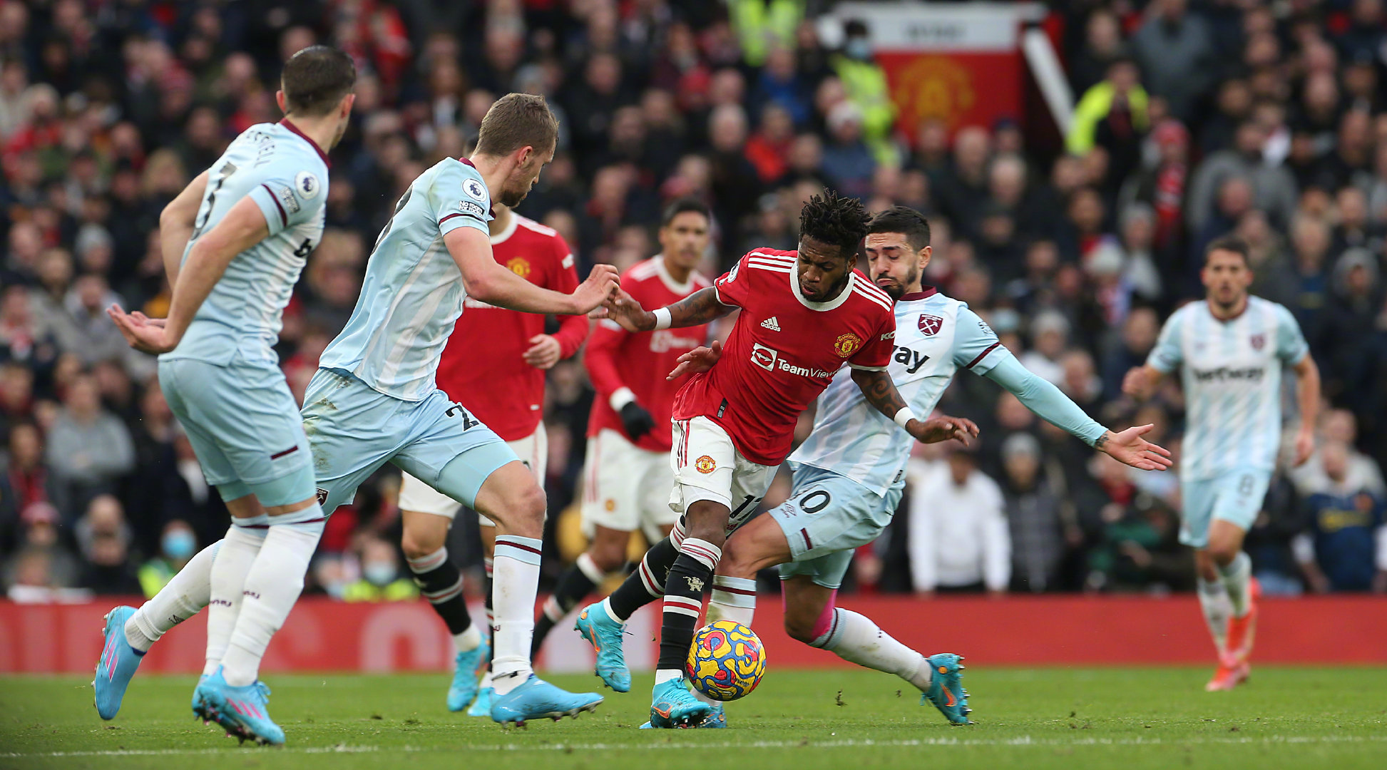 尤其是队内 尤其是队内